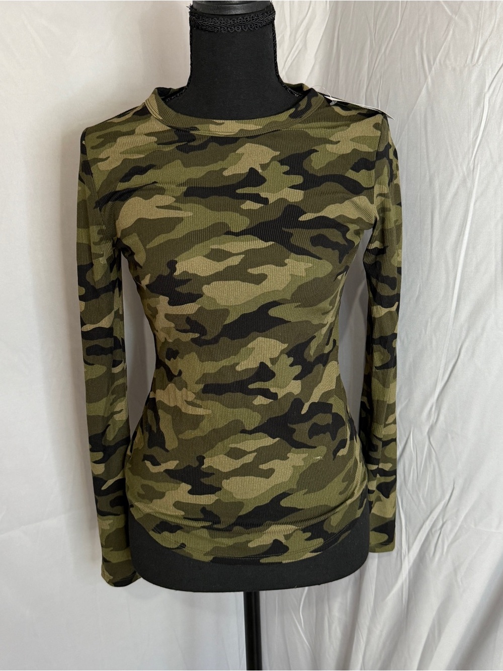 No Boundaries Olive & Black Camo Long Sleeve Crewneck Top
